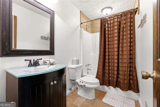 5441 S Lake Drive, Douglasville, GA 30135