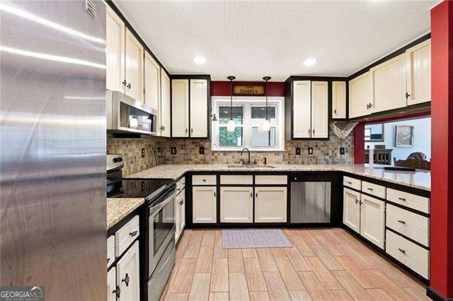 5441 S Lake Drive, Douglasville, GA 30135