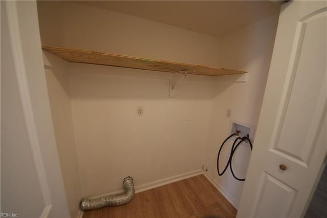 701 Nottaway DR, Chesapeake, VA 23320