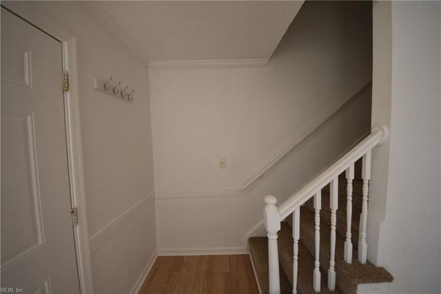 701 Nottaway DR, Chesapeake, VA 23320