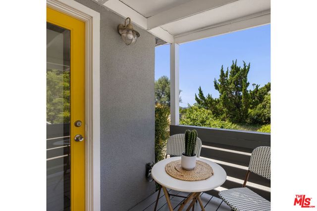 4523 Palmero Drive, Los Angeles, CA 90065