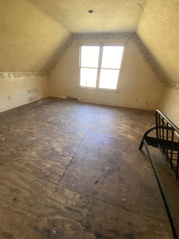 1094 Theta Pike, Columbia, TN 38401