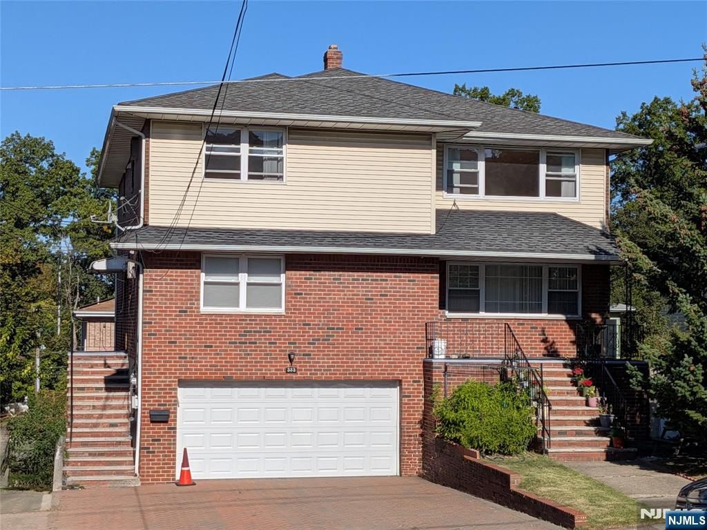 333 7th Street, Palisades Park, NJ 07650