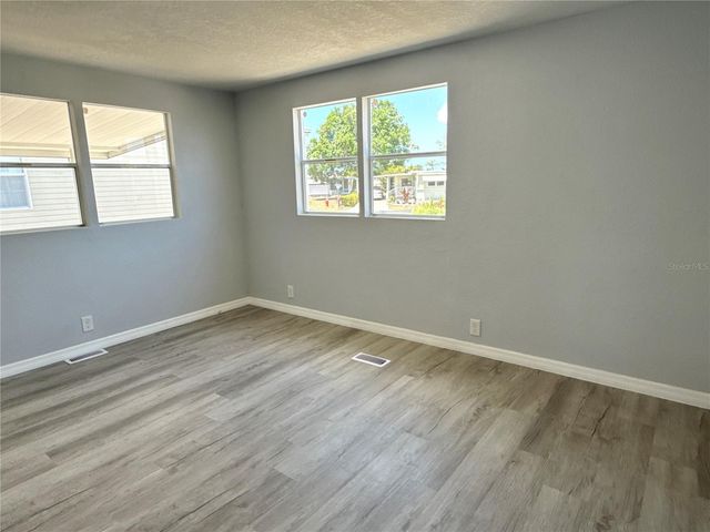 460 MOUNT OAK AVENUE NE 745, St Petersburg, FL 33702