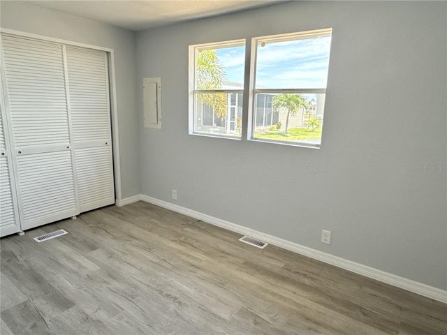 460 MOUNT OAK AVENUE NE 745, St Petersburg, FL 33702