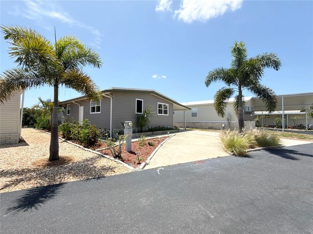 460 MOUNT OAK AVENUE NE 745, St Petersburg, FL 33702