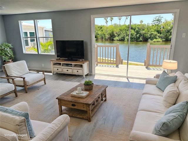 460 MOUNT OAK AVENUE NE 745, St Petersburg, FL 33702