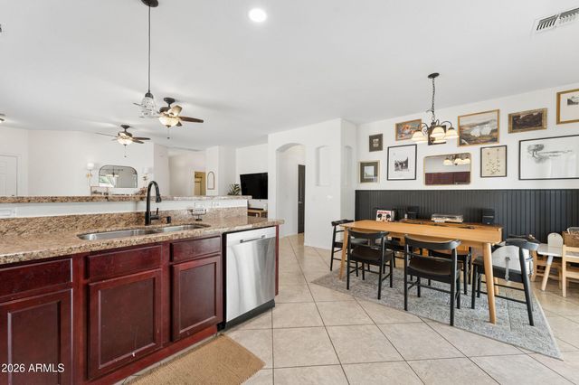 1404 W SANTA GERTRUDIS Trail, San Tan Valley, AZ 85143