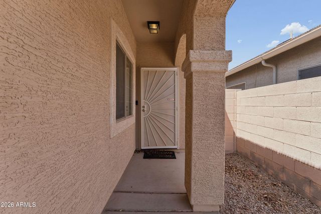 1404 W SANTA GERTRUDIS Trail, San Tan Valley, AZ 85143