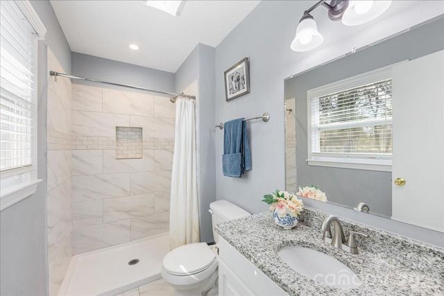 4914 Glenbrier Drive, Charlotte, NC 28212