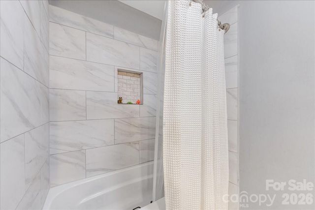 4914 Glenbrier Drive, Charlotte, NC 28212
