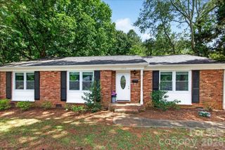 4914 Glenbrier Drive, Charlotte, NC 28212