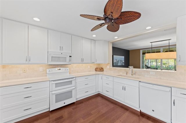 6101 34TH STREET W 3D, Bradenton, FL 34210