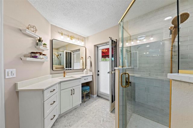 6101 34TH STREET W 3D, Bradenton, FL 34210