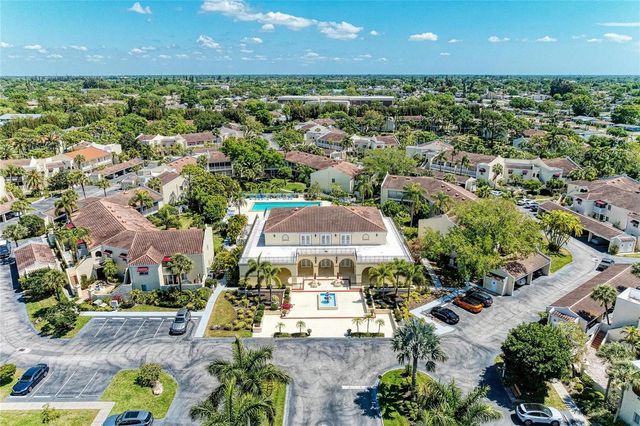 6101 34TH STREET W 3D, Bradenton, FL 34210