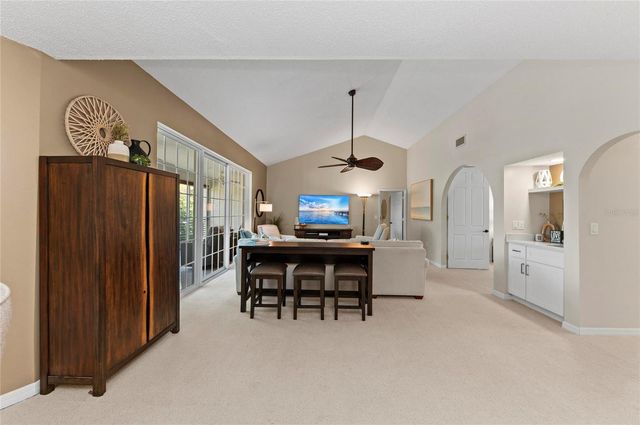 6101 34TH STREET W 3D, Bradenton, FL 34210