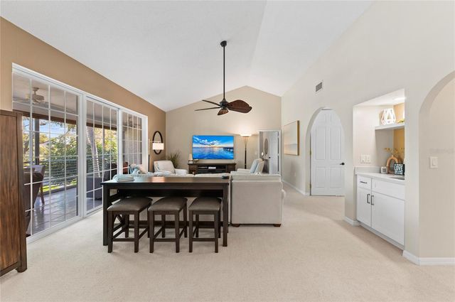 6101 34TH STREET W 3D, Bradenton, FL 34210