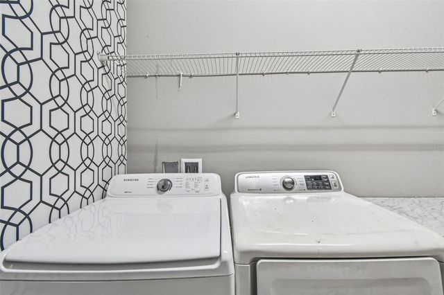 2305 GLADIOLUS LANE, Mascotte, FL 34753