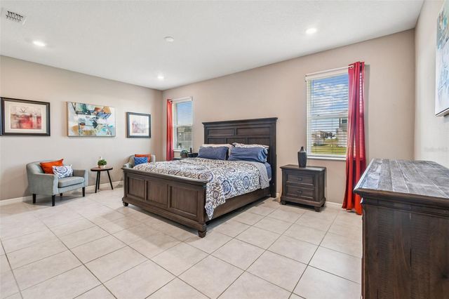 2305 GLADIOLUS LANE, Mascotte, FL 34753