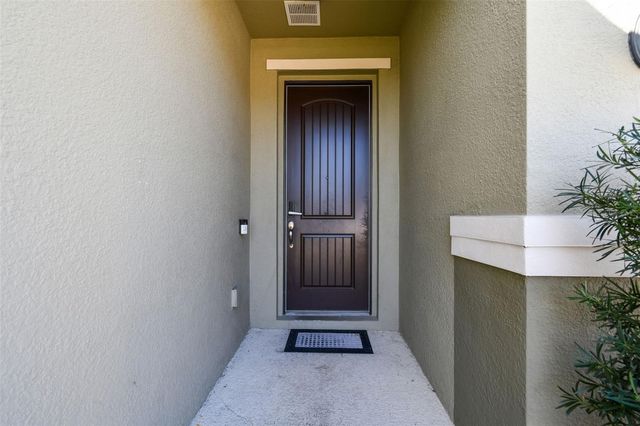 2305 GLADIOLUS LANE, Mascotte, FL 34753