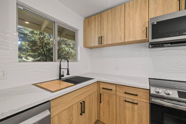 19501 Chaffee Circle, Groveland, CA 95321