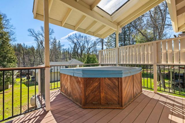 19501 Chaffee Circle, Groveland, CA 95321