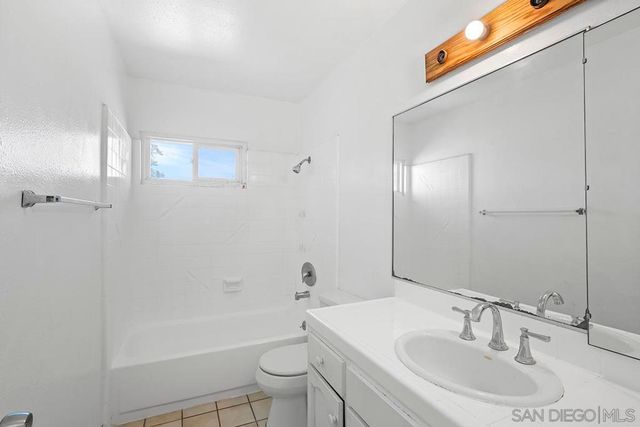4207 Pavlov Avenue, San Diego, CA 92122