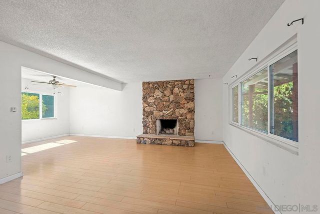 4207 Pavlov Avenue, San Diego, CA 92122