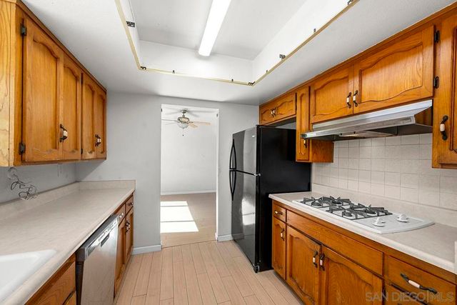 4207 Pavlov Avenue, San Diego, CA 92122