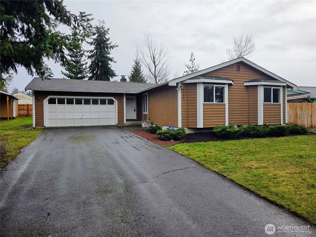 21707 49th Avenue Ct E, Spanaway, WA 98387