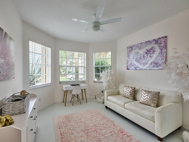 13452 Cordoba Lake Way, Delray Beach, FL 33446