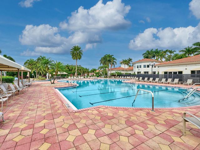 13452 Cordoba Lake Way, Delray Beach, FL 33446