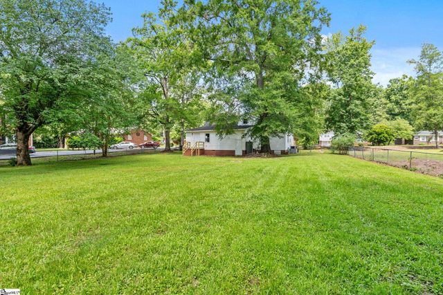3104 Edwards Road, Taylors, SC 29687