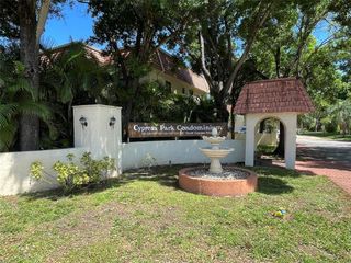132 S Cypress Road 523, Pompano Beach, FL 33060