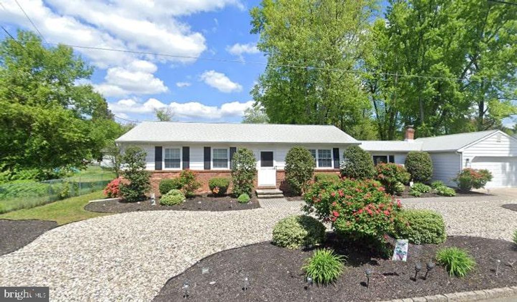832 MARYLAND AVE, Deptford, NJ 08096