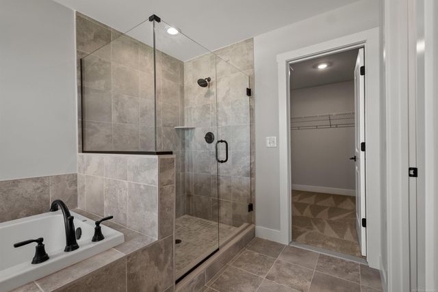 17317 Megan Drive, Macomb Twp, MI 48042