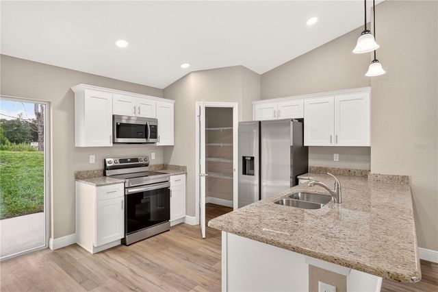 19802 SW MARINE BOULEVARD, Dunnellon, FL 34431