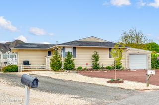 45 Hunter Drive, Little Egg Harbor, NJ 08087