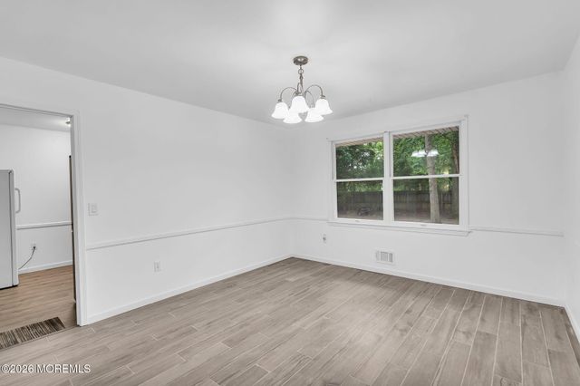 36 Woodland Road, Bayville, NJ 08721
