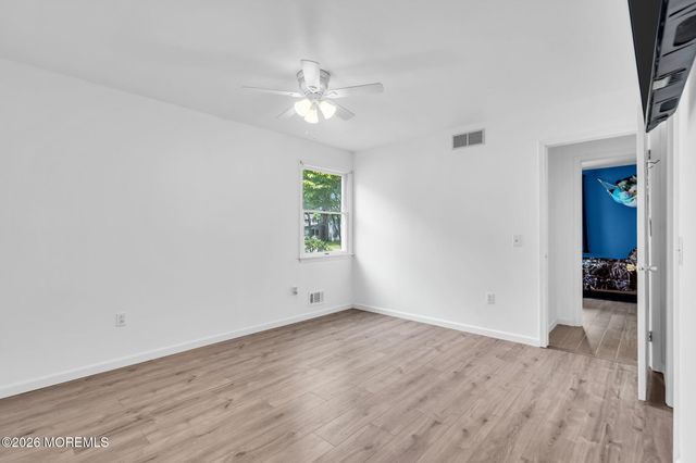 36 Woodland Road, Bayville, NJ 08721