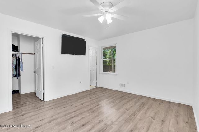 36 Woodland Road, Bayville, NJ 08721