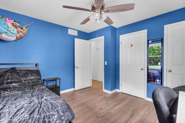 36 Woodland Road, Bayville, NJ 08721