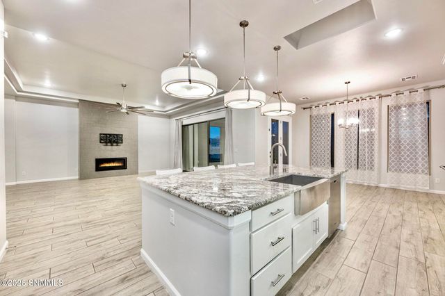 4218 Sugar Creek Lane, Las Cruces, NM 88011