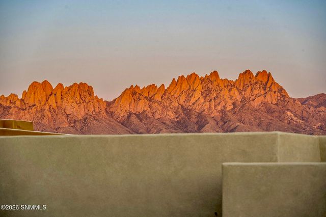 4218 Sugar Creek Lane, Las Cruces, NM 88011