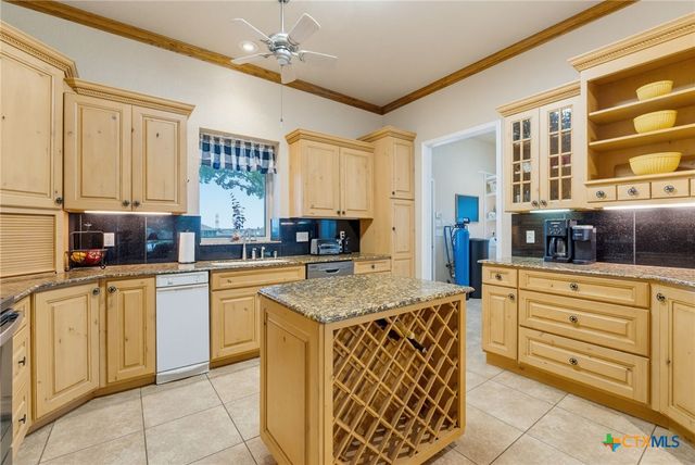 3427 W Amity Road, Salado, TX 76571