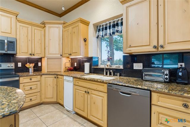 3427 W Amity Road, Salado, TX 76571