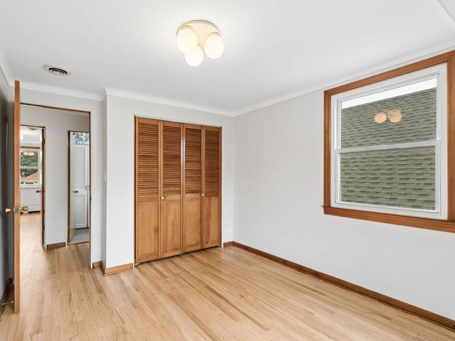 3232 N Nottingham Avenue, Chicago, IL 60634