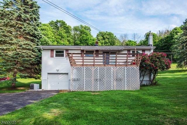 103 Mountain Rd, Hardyston Twp., NJ 07419