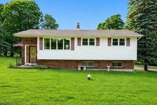 103 Mountain Rd, Hardyston Twp., NJ 07419