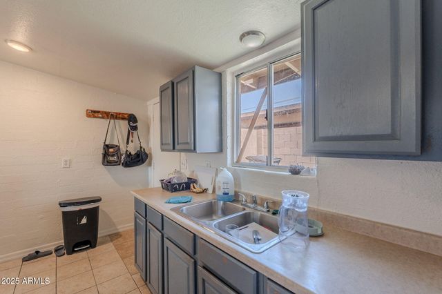 721 N DELAWARE Street, Chandler, AZ 85225